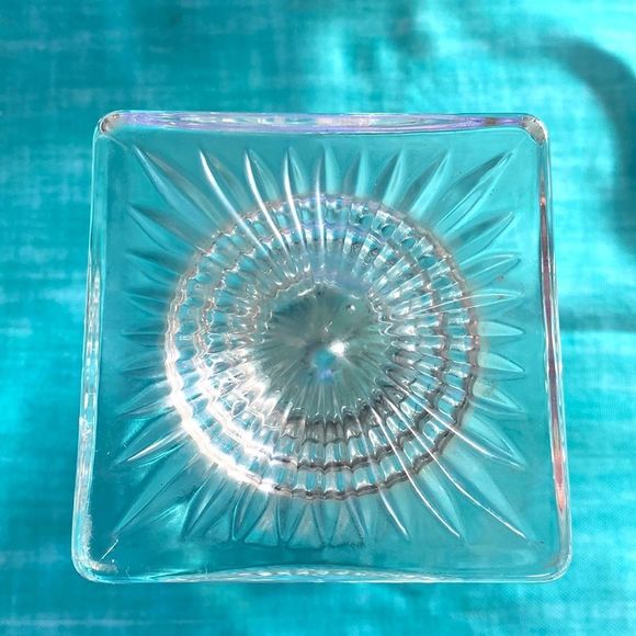 Vintage Cut Class Vase Urn With Lid - Picture 8 of 14